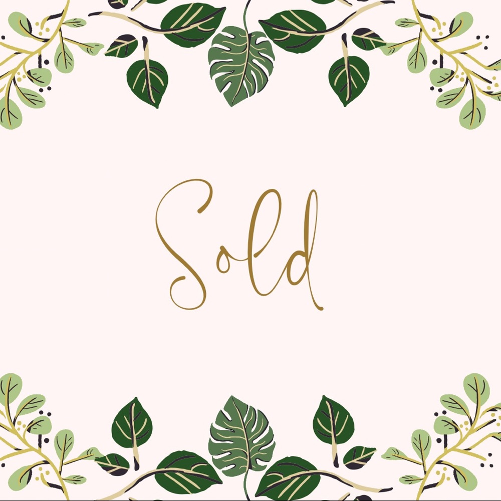 ✨ SOLD ✨